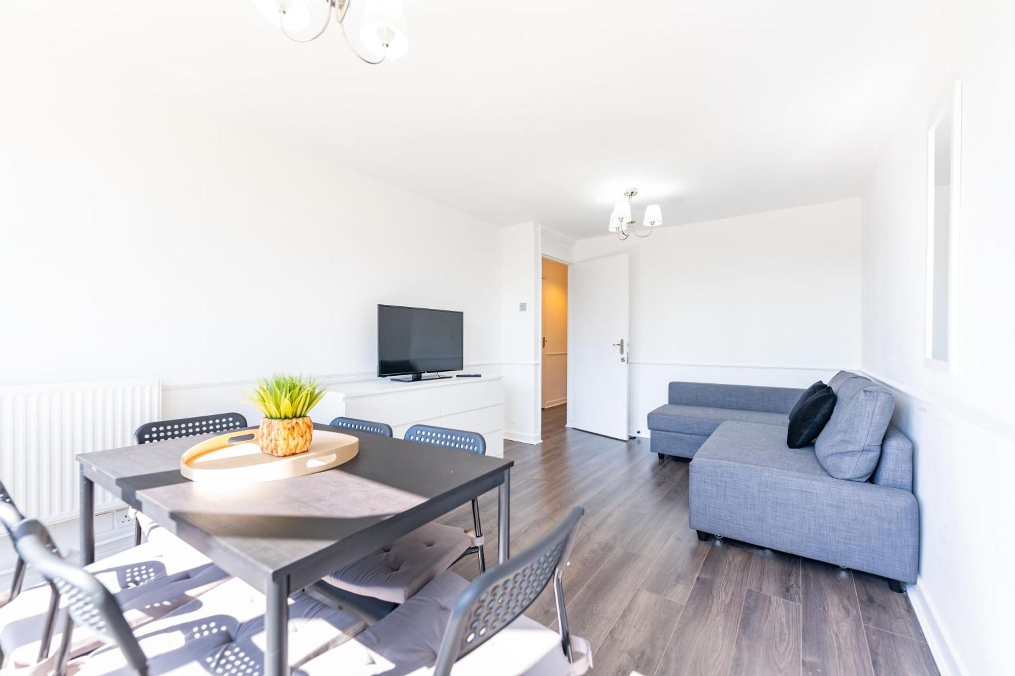 Luxury 3 Bedroom Flat With Balcony In Westbourne Park Appartement Londres