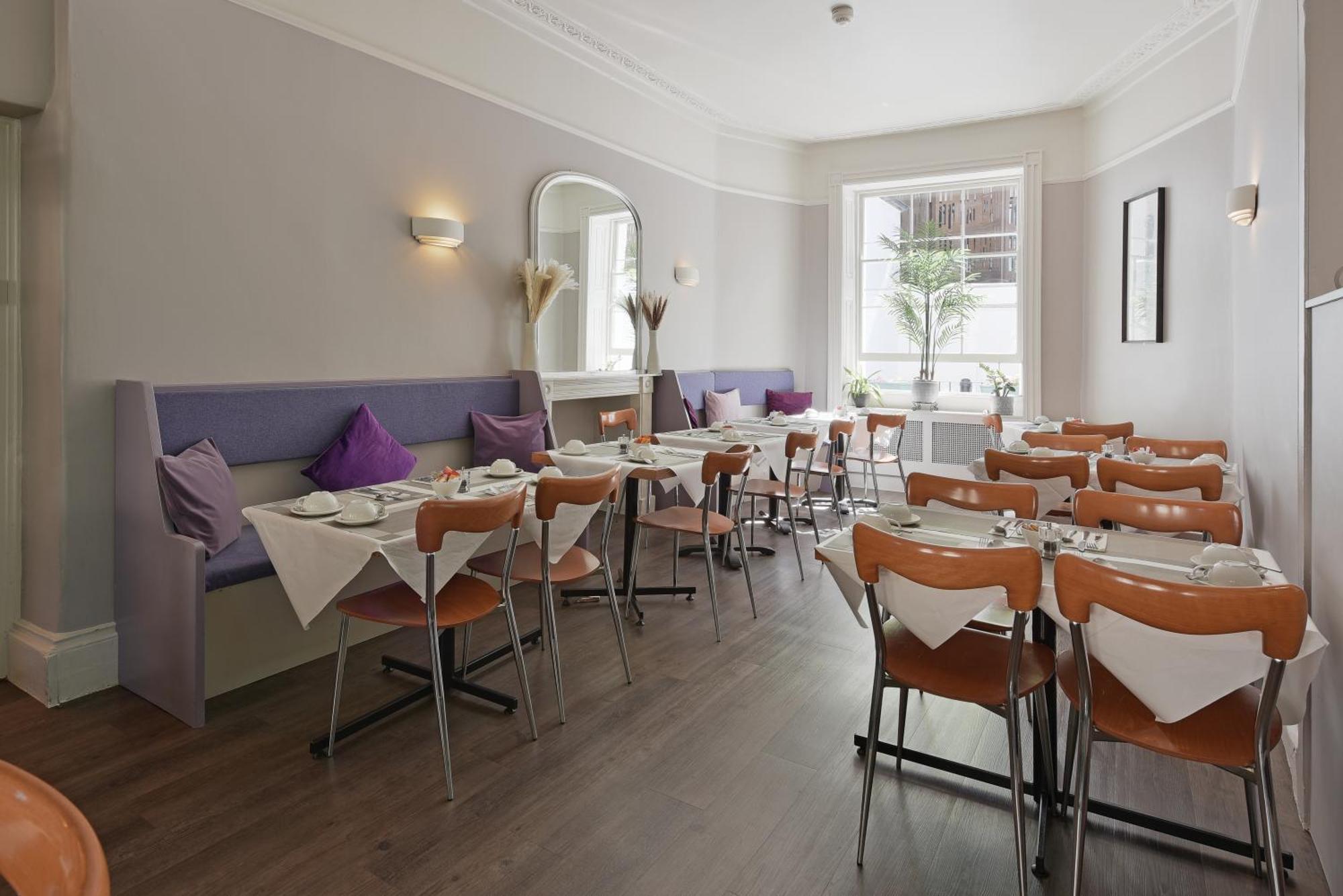 Harlingford Hotel