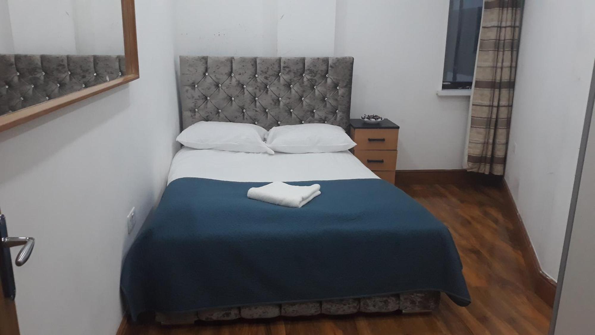 31 Dudly Court Apartment London