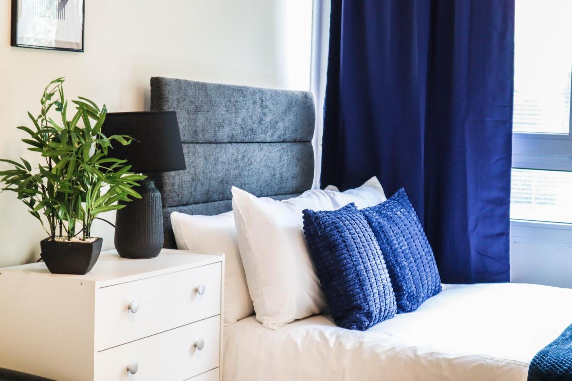 Cosy Property Right By Warren Street Station! Free Wifi! * London