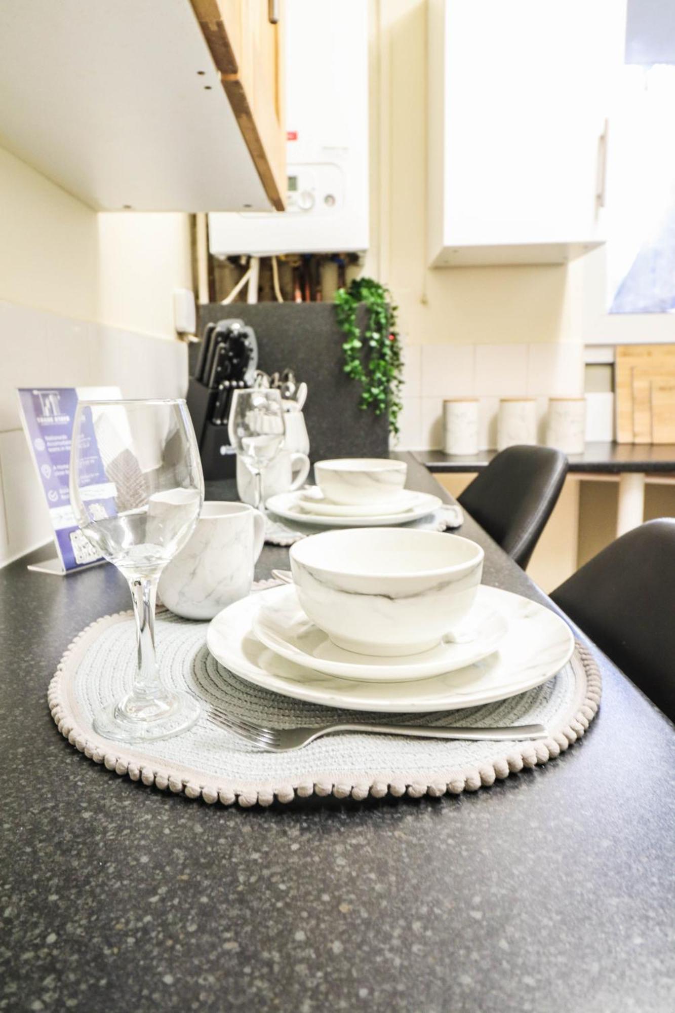 Cosy Property Right By Warren Street Station! Free Wifi! *