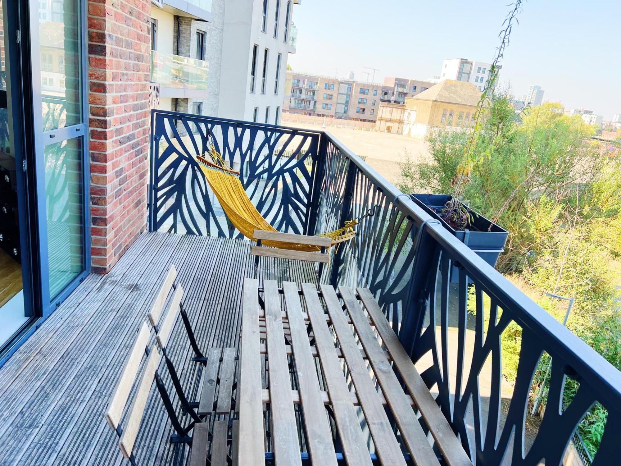 Apartamento Stunning Riverside View Apartment, Near Canary Wharf & O2