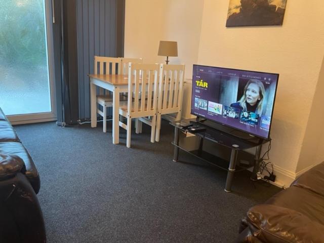 5 Bed 5mins From Wembley Stadium * Londen