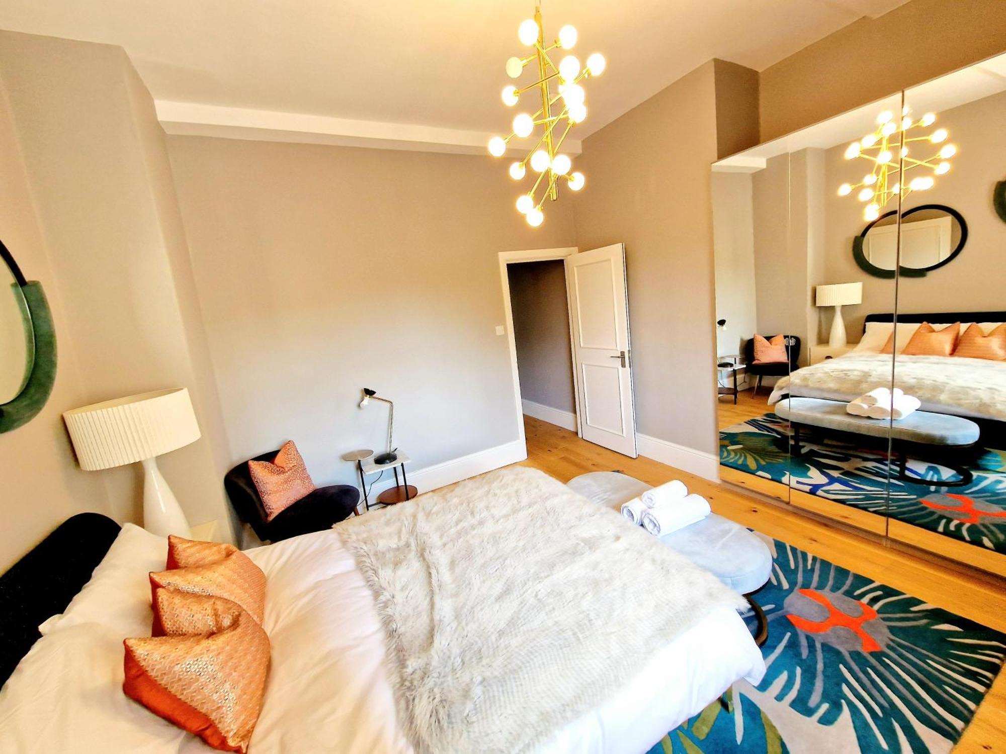 Gorgeous Hyde Park With Elevator Access By Tube Metro Stations Apartamento