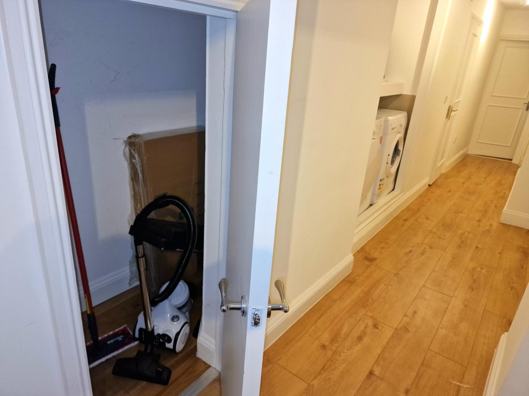 Stunning Hyde Park Home, Ground Floor Maisonette, Duplex, Near Tube Metro Stations Apartamento