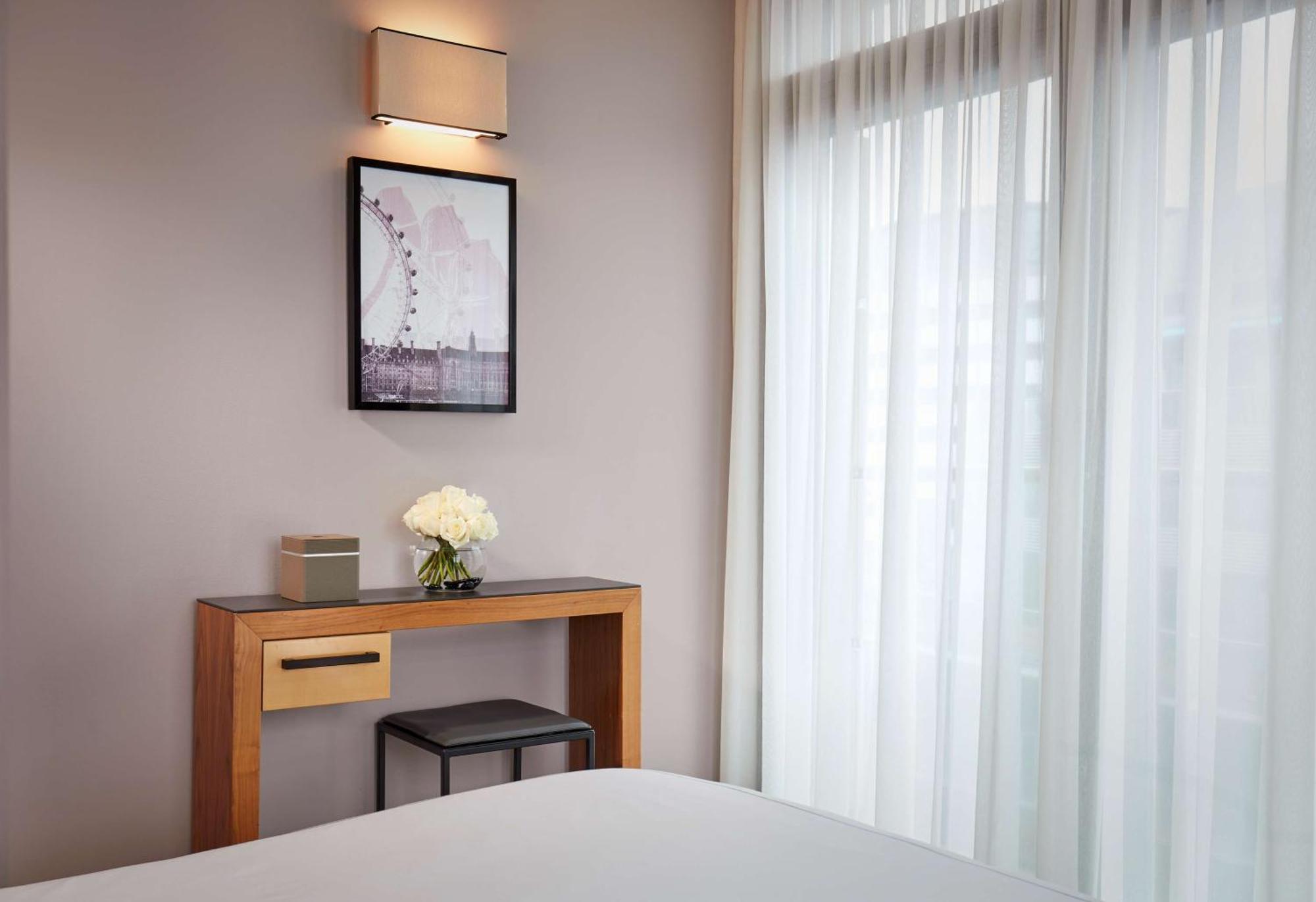 Park Plaza County Hall Hotel Londres