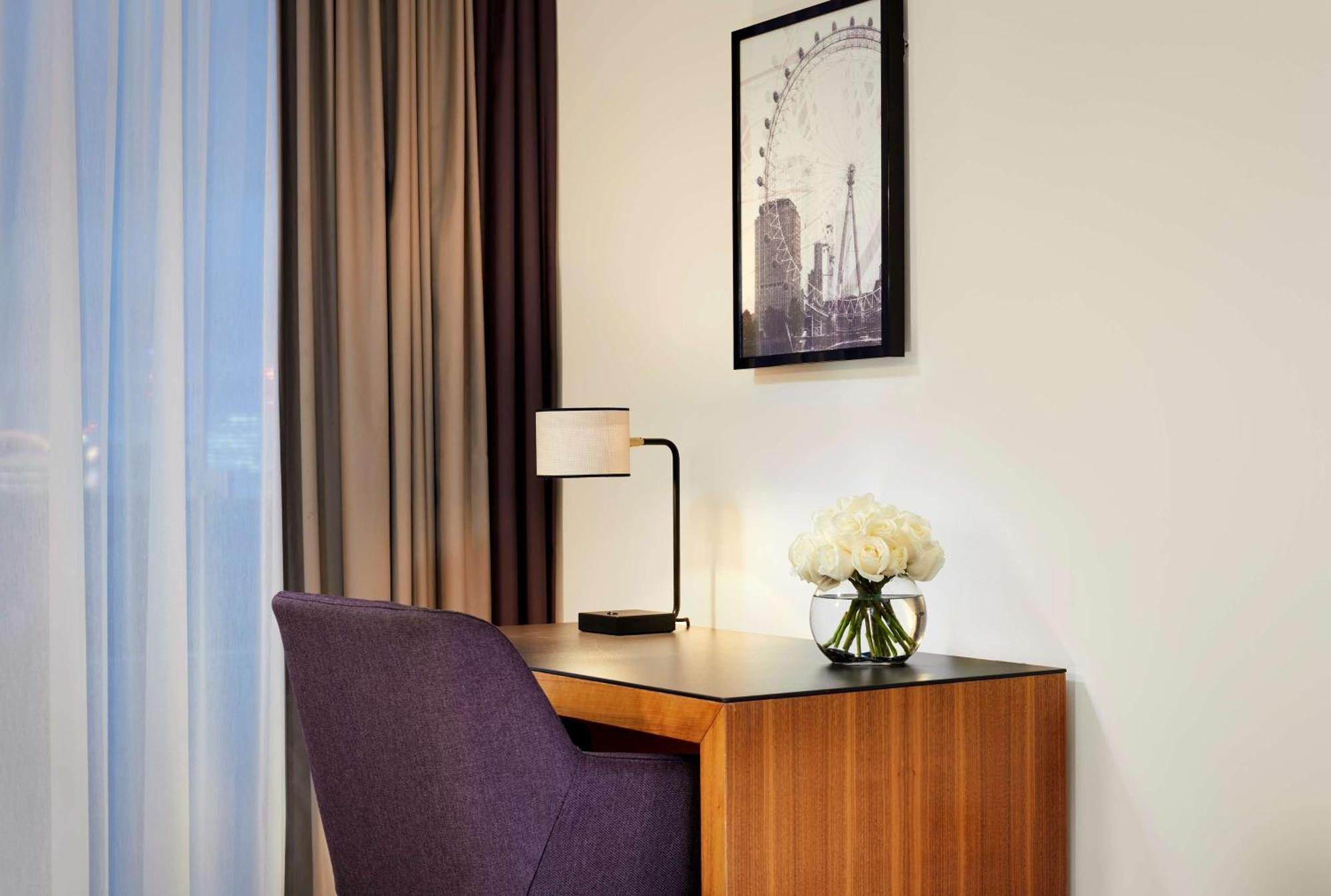 Park Plaza County Hall 4* Londres