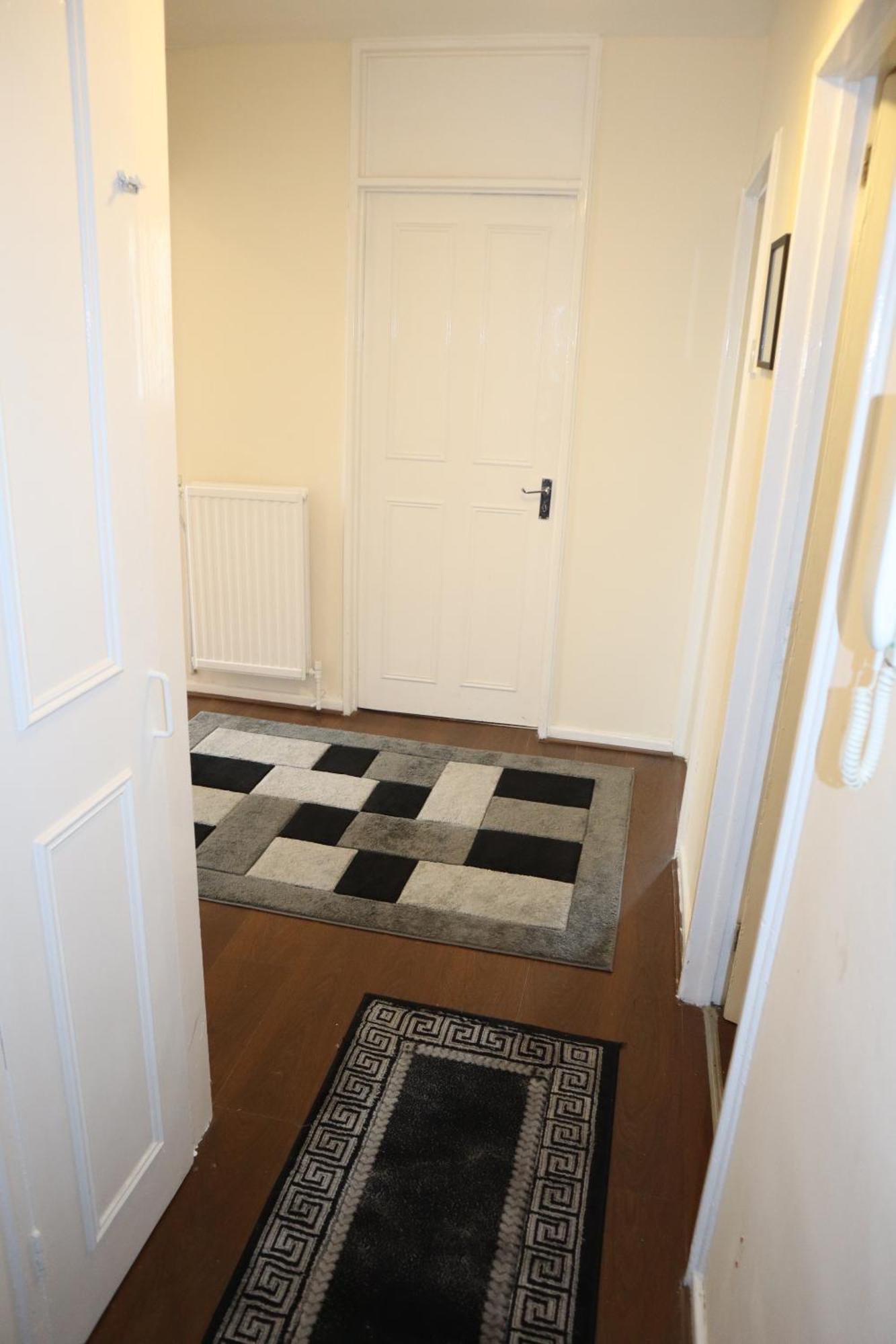Marble Arch, Oxford Street, Edgware Road Apartment London