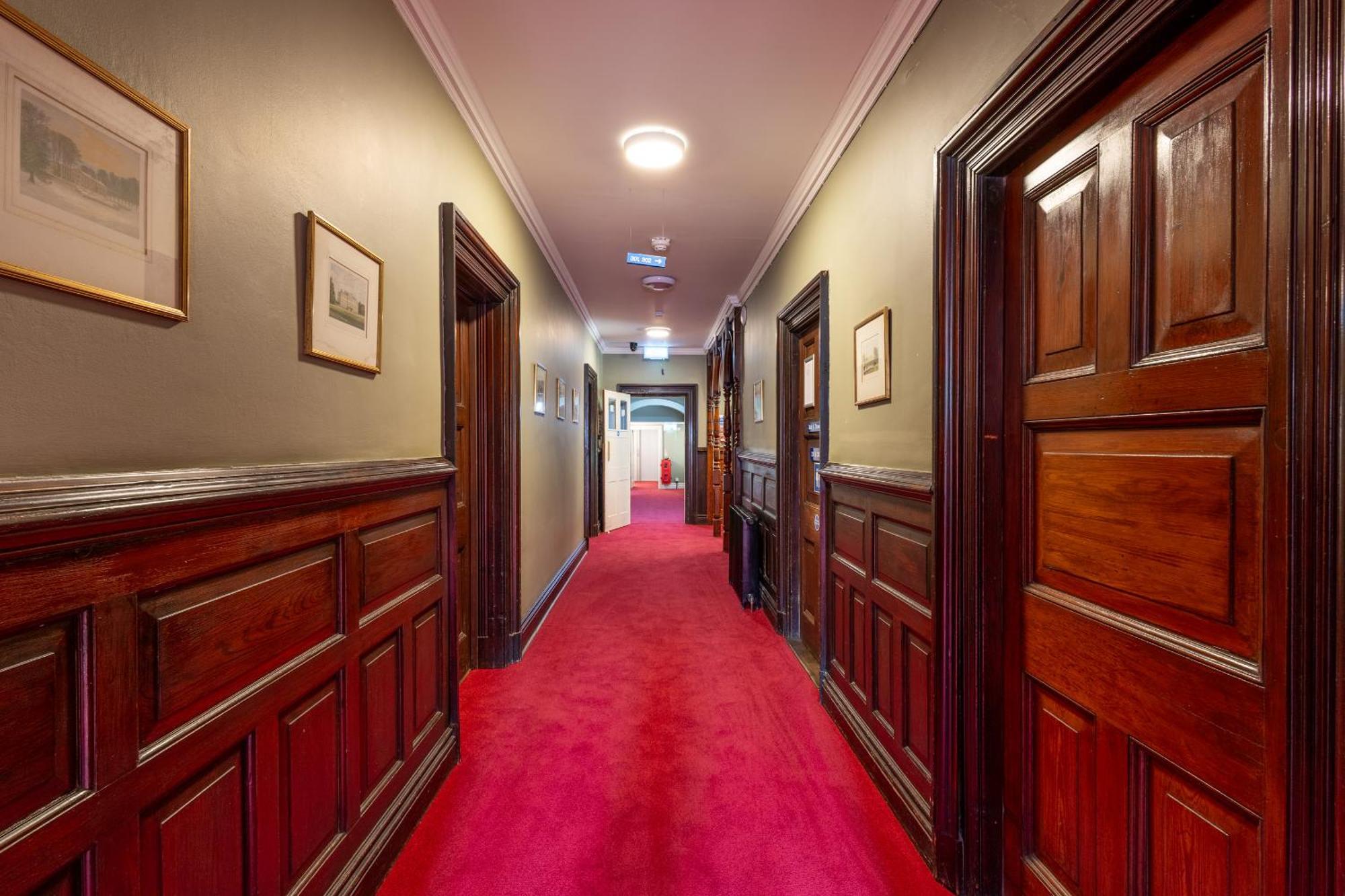 Palmers Alojamiento: Swiss Hostal *