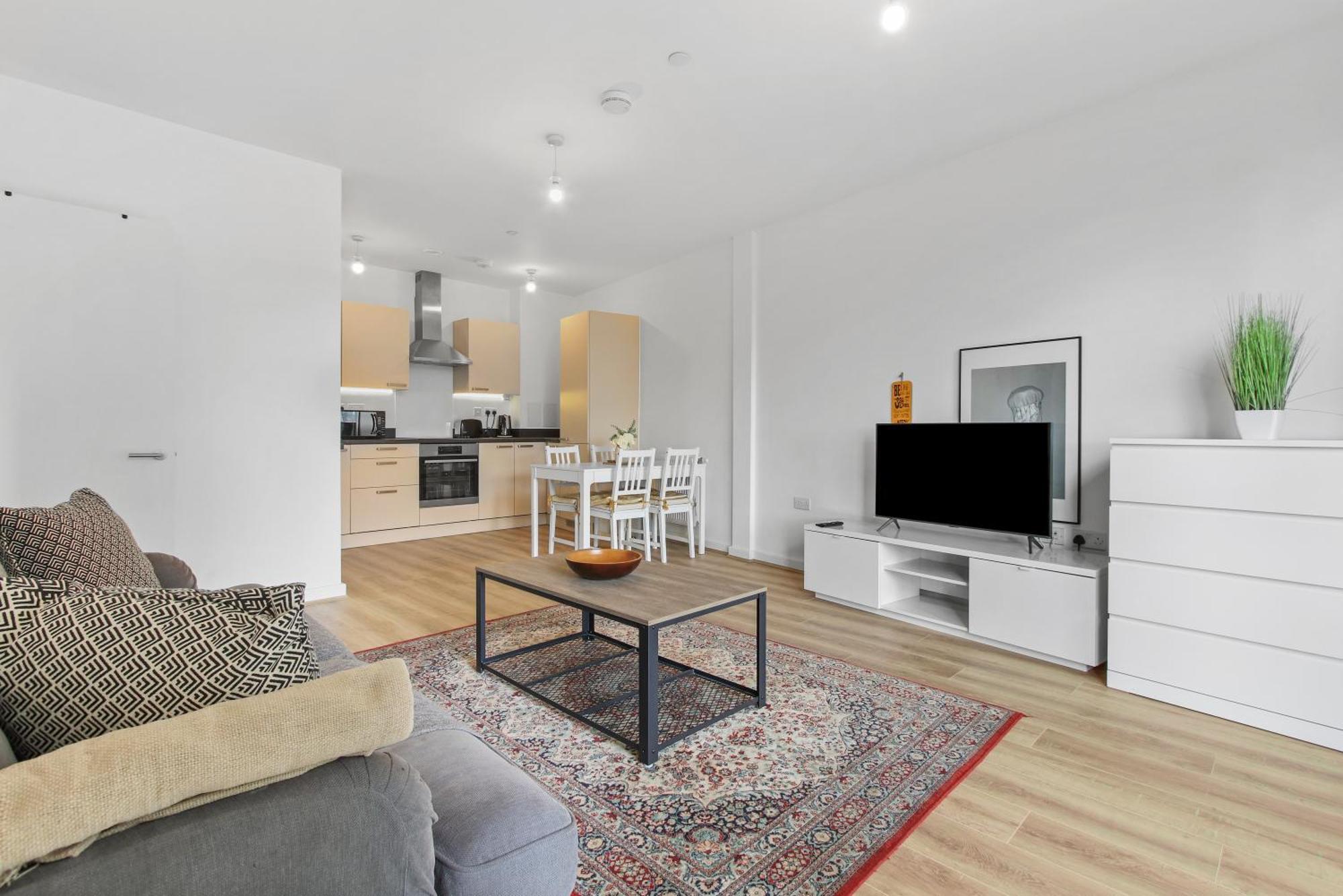 Centrally Located - Modern - 2bed - 2bath * Londres