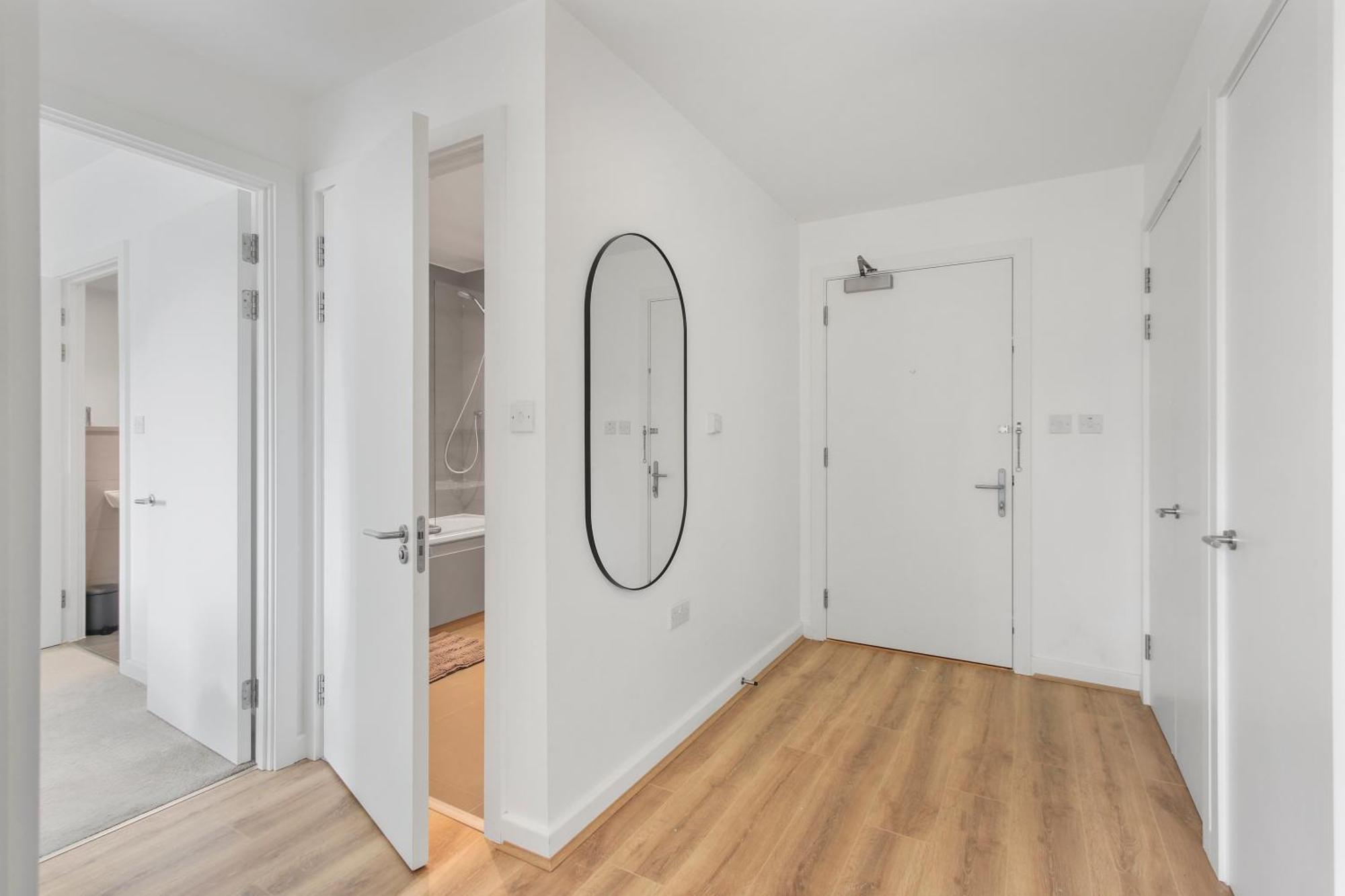 Centrally Located - Modern - 2bed - 2bath Londres