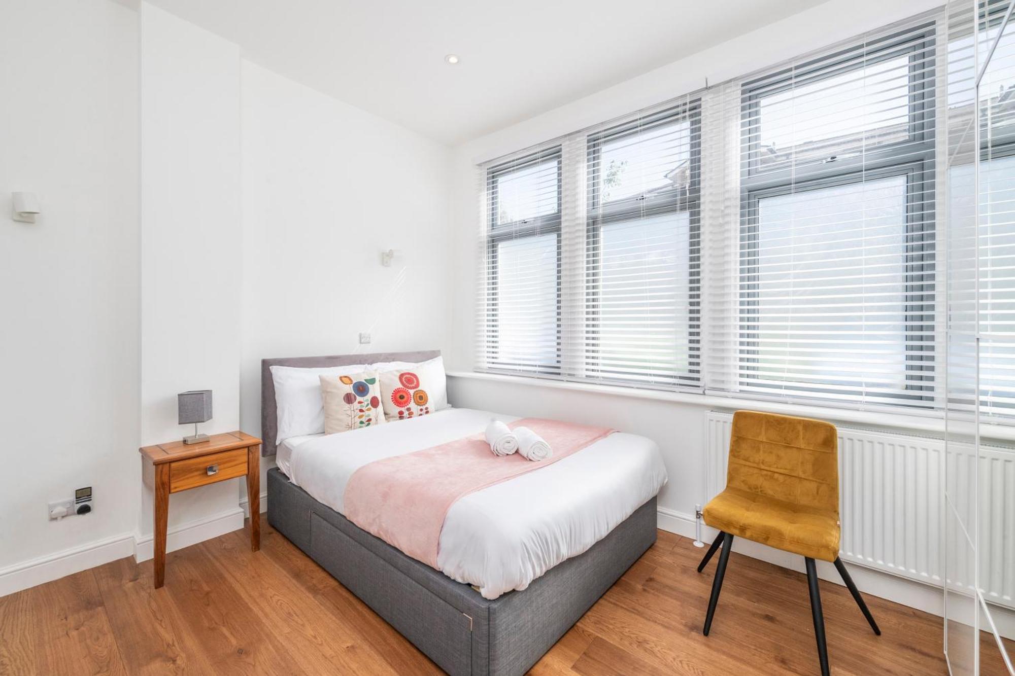 Spacious City Eye, Westminster, Big Ben, Vauxhall Station * Londres