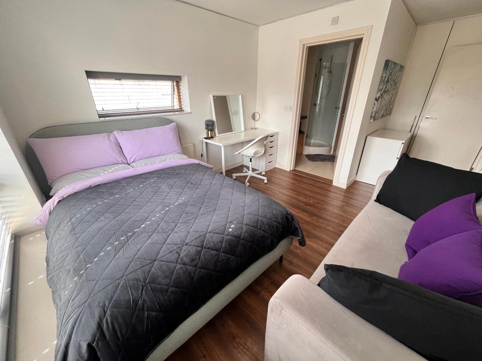 Stunning 3 Double Bedroom In Greenwich Near O2 London