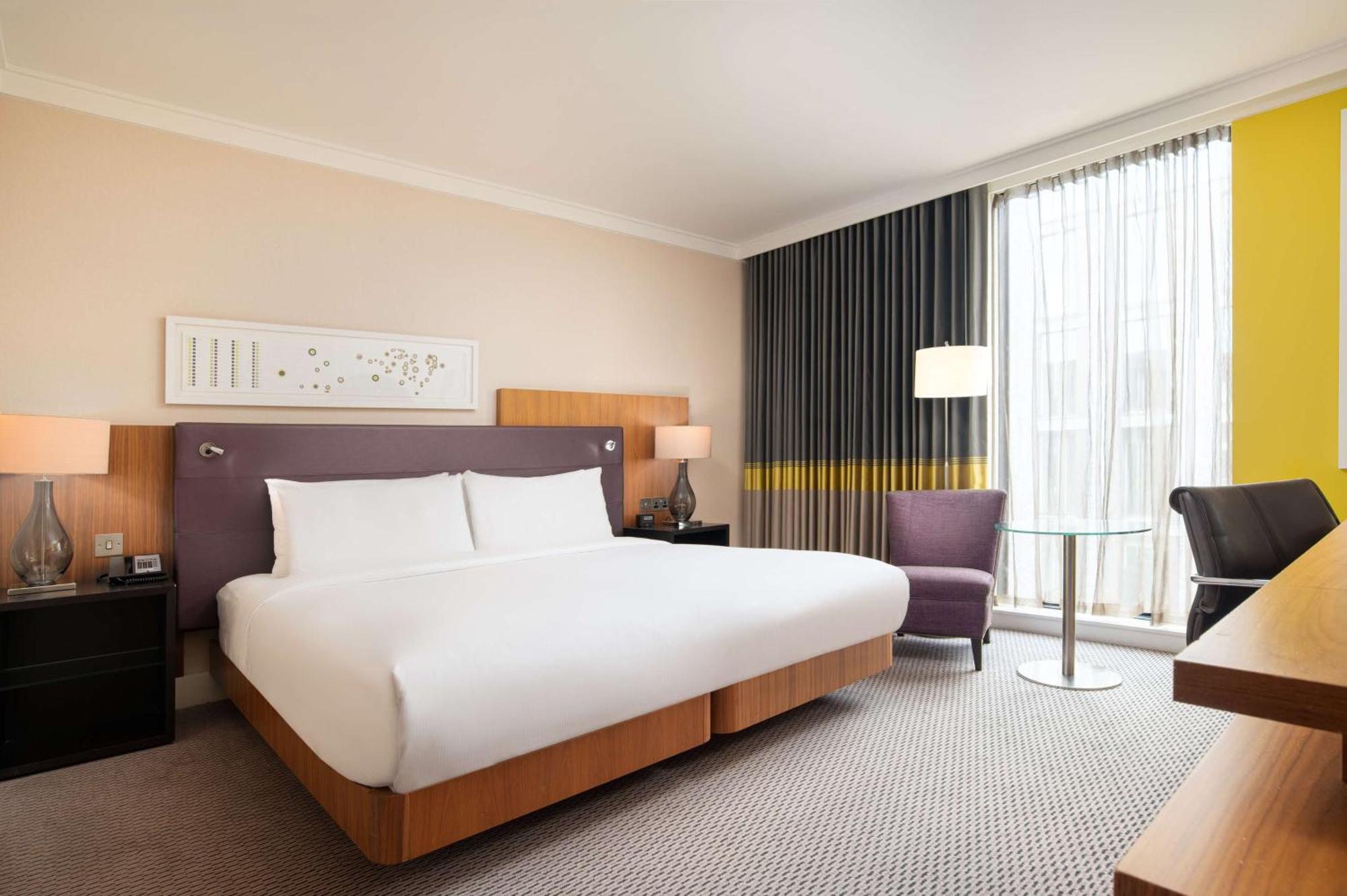 Hilton Wembley 4*