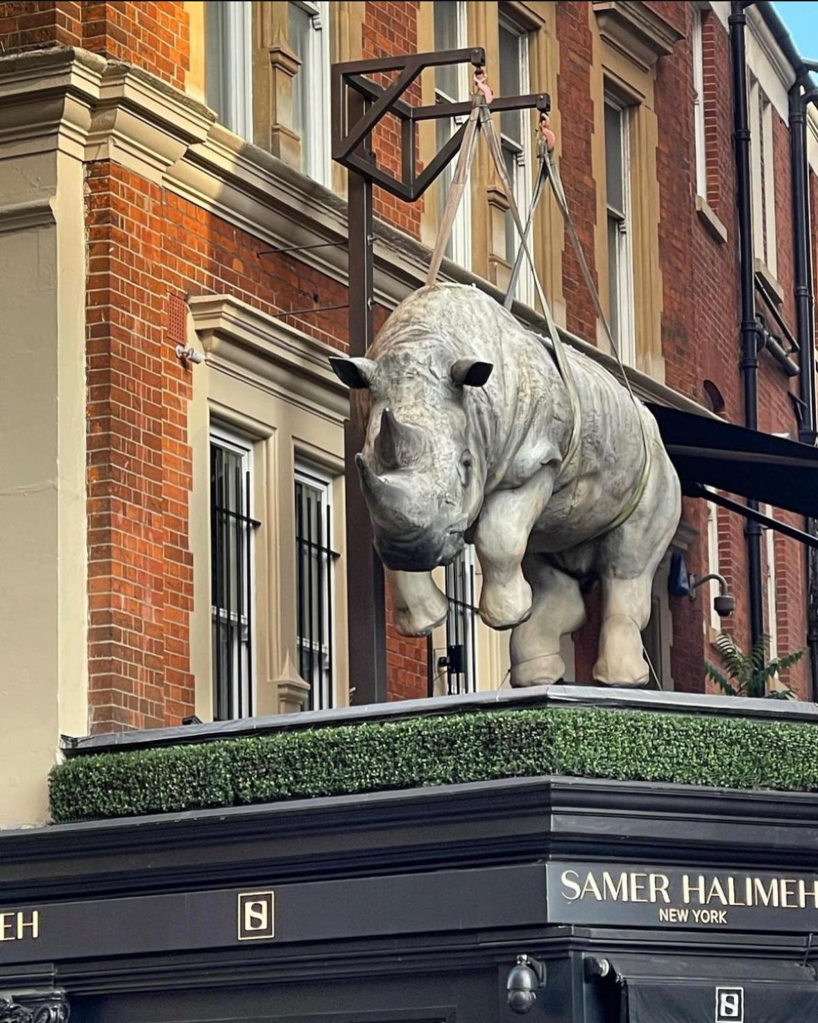 Luxury Knightsbridge Outside Harrods * Londres