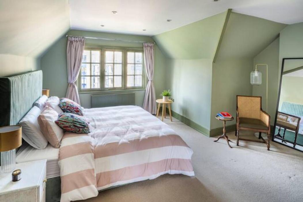 Three-storey, Renovated 1890s Heritage In Spitalfields Market Appartement