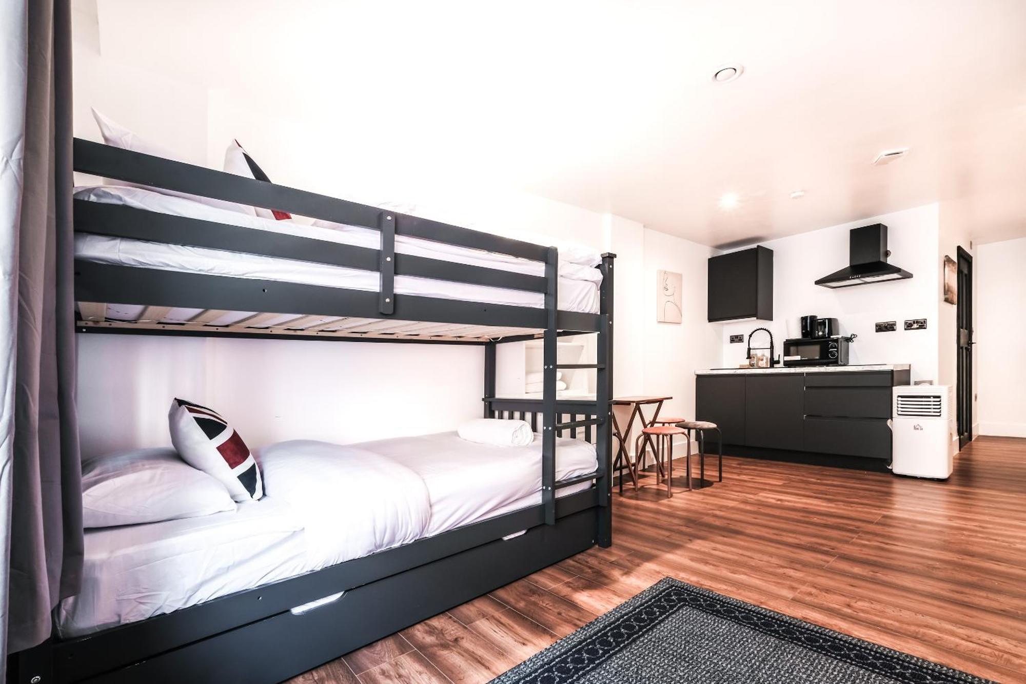 Apartamento Spacious In Piccadilly Sleep 6 Vrb Londres