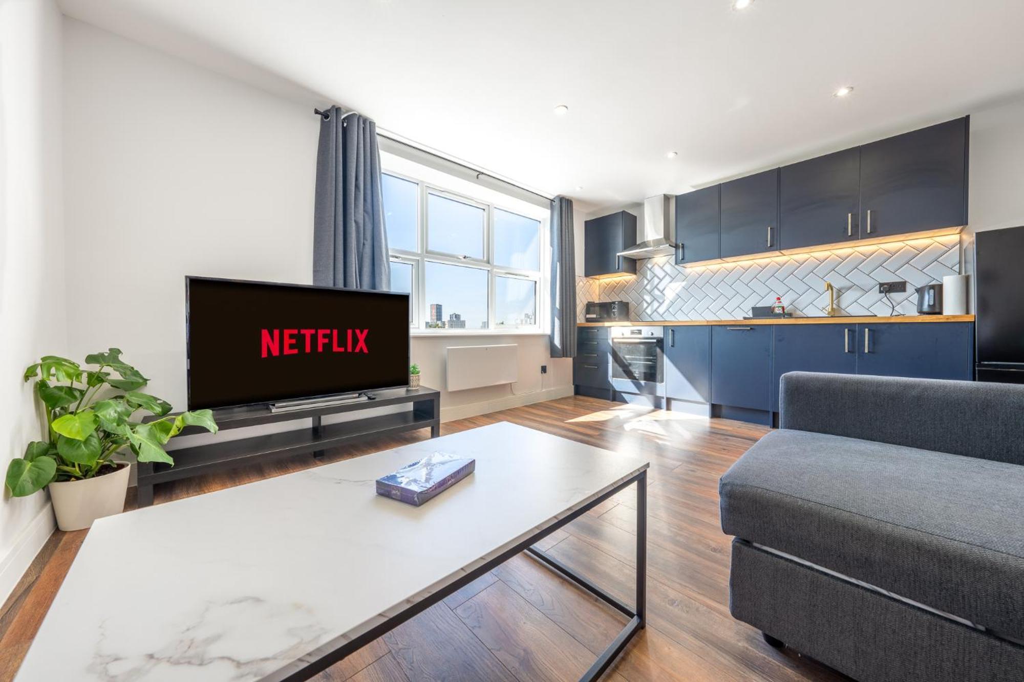 4 West Brand New Loft London