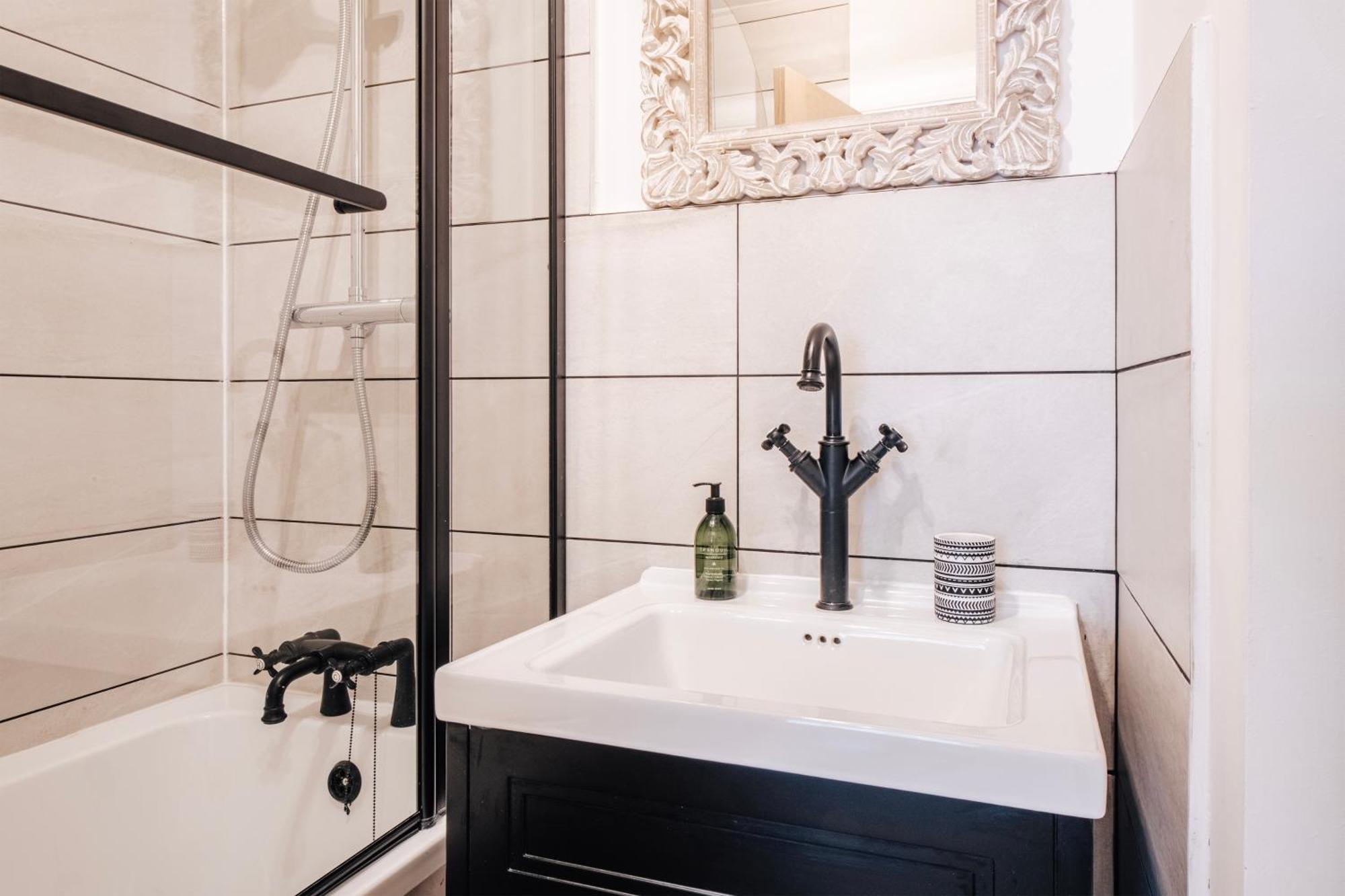 Apartamento Chic 1 Bed Flat Zone 2 Hampstead Swiss Londres