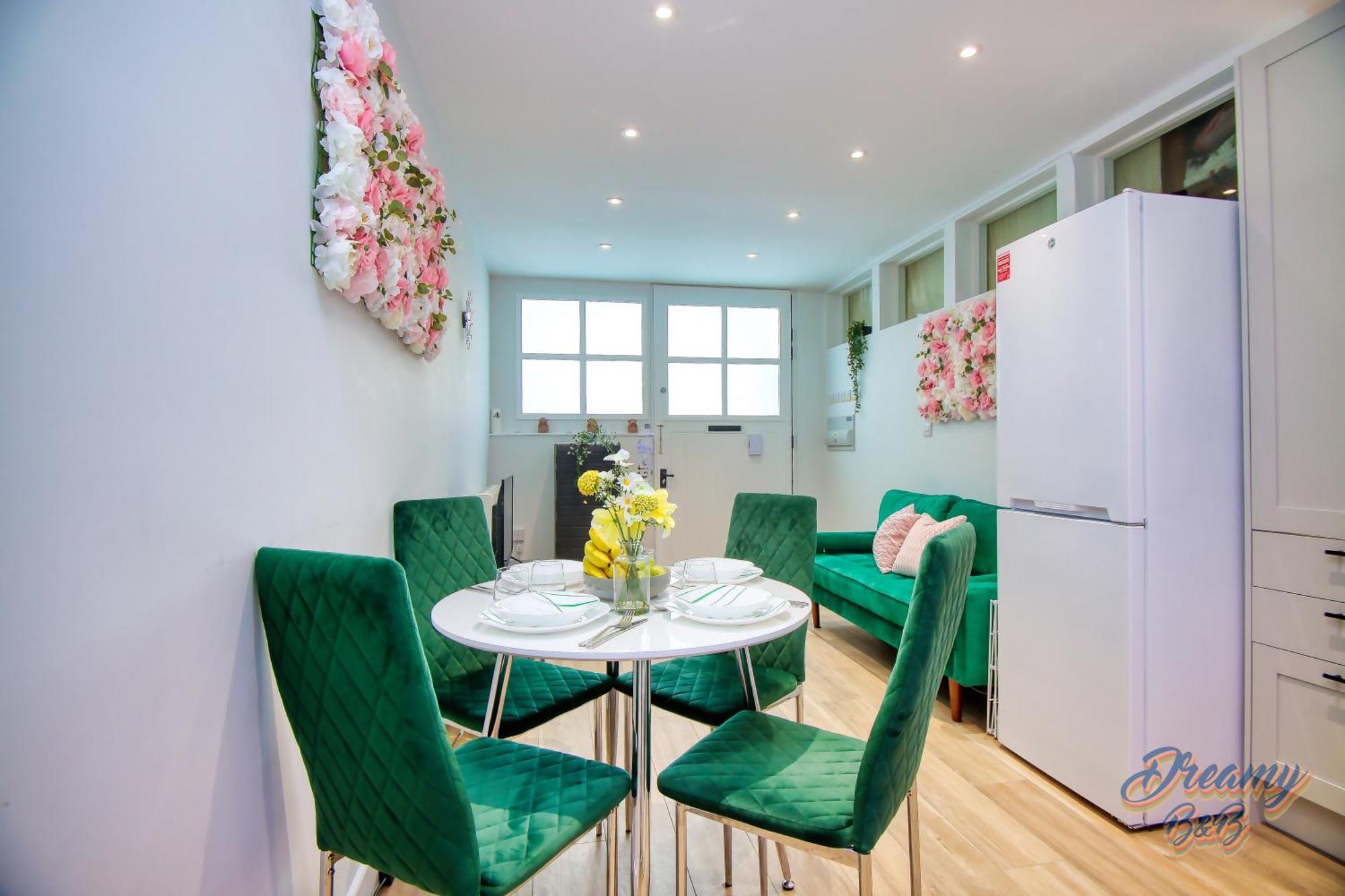 Apartment Amazing Place In Finsbury Park