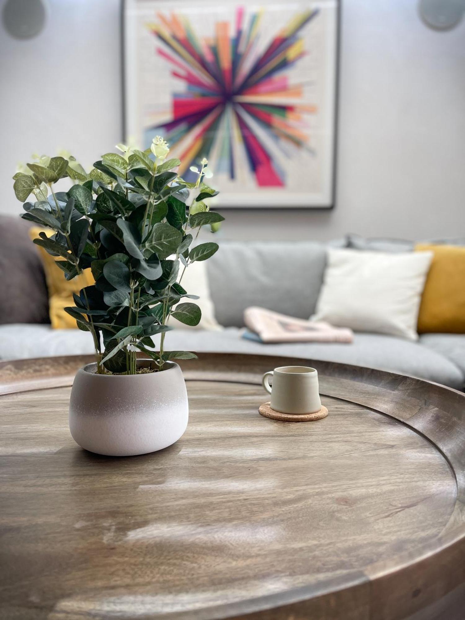 Luxury Urban Oasis With Garden And Private Appartement