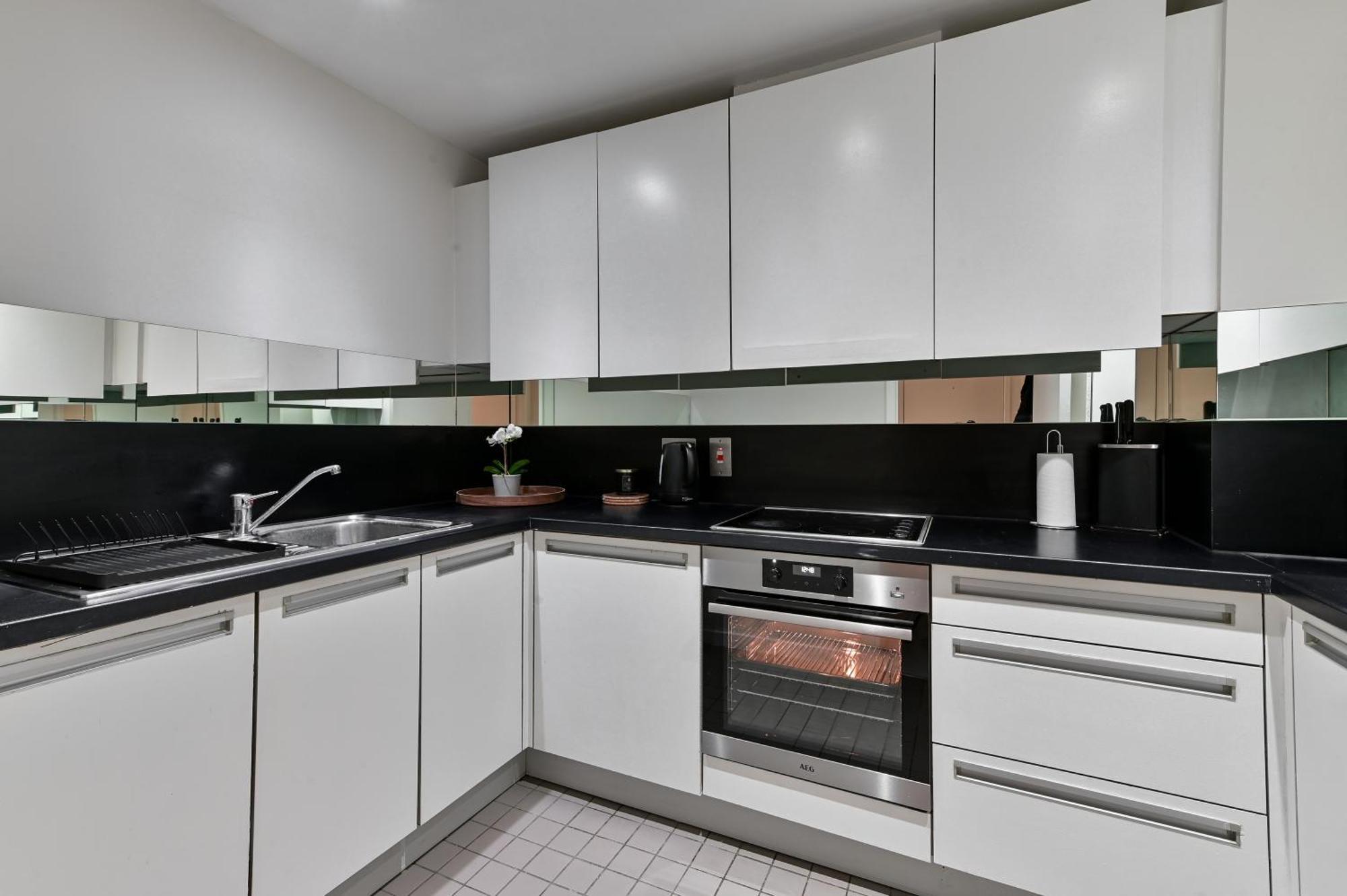 Khayat Homes - The Cosmo - Two Bed Appartement