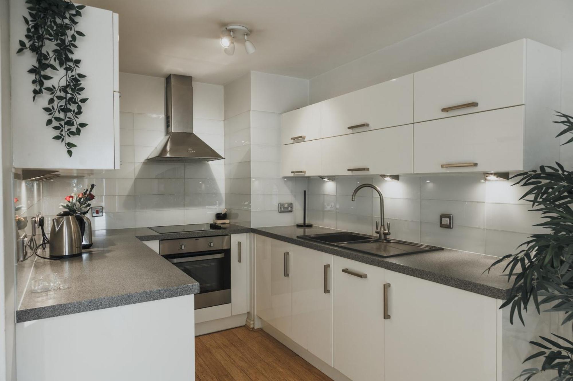Stylish Flat With Pool And Terrace Londres