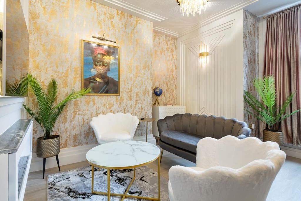 Apartamento 1lsr - High-end Luxury 2 Bed Designer *