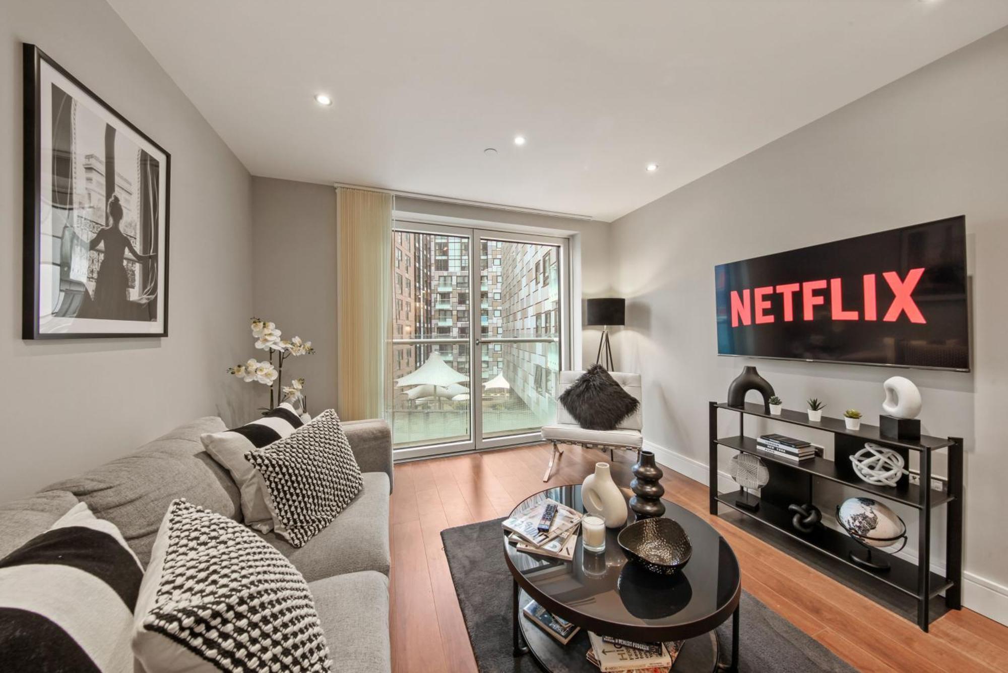 Luxury 1 Bed Flat, Minutes From Canary Wharf And South Quay Station Apartamento