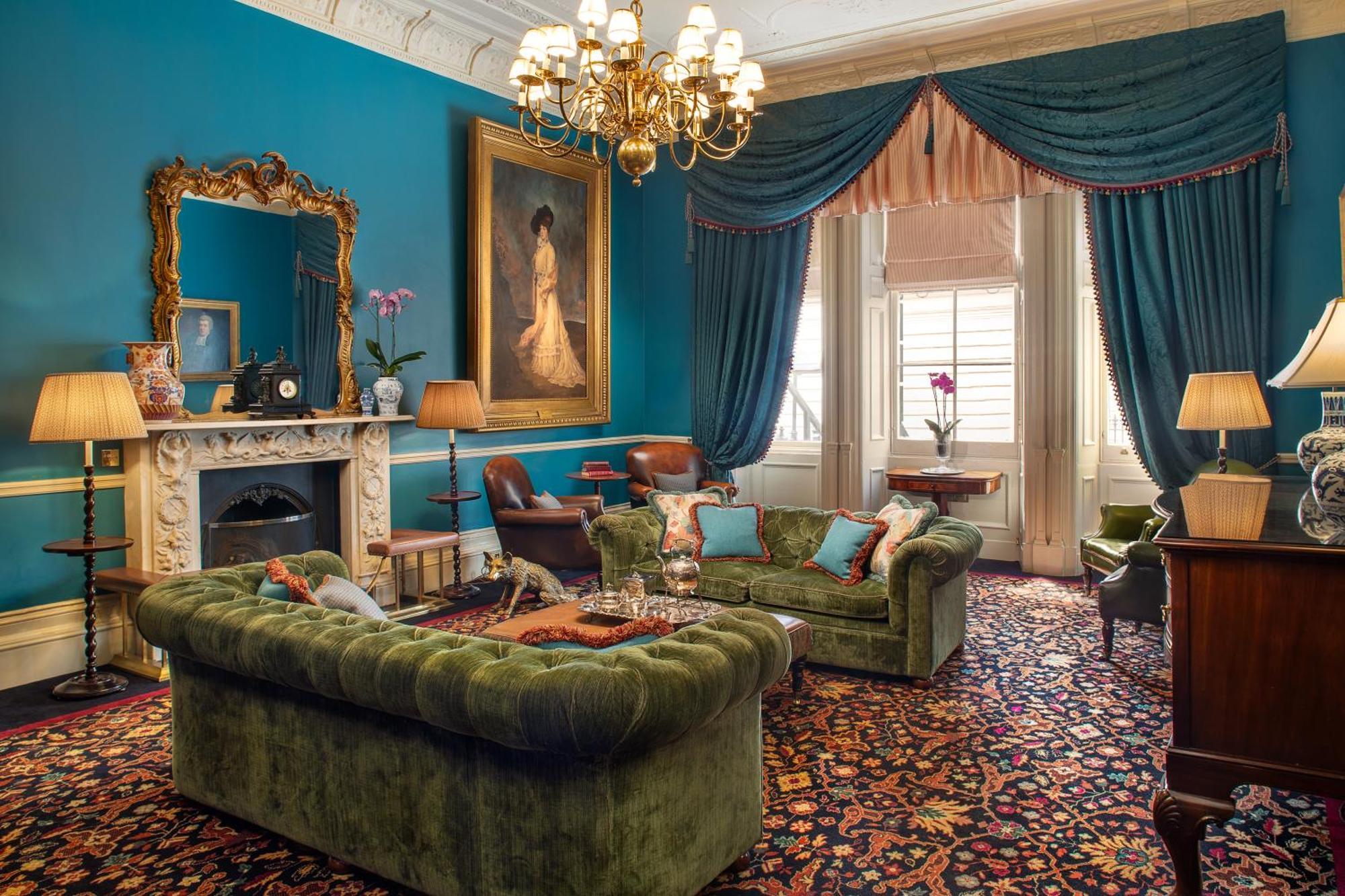Hotel The Gore – Starhotels Collezione Londen