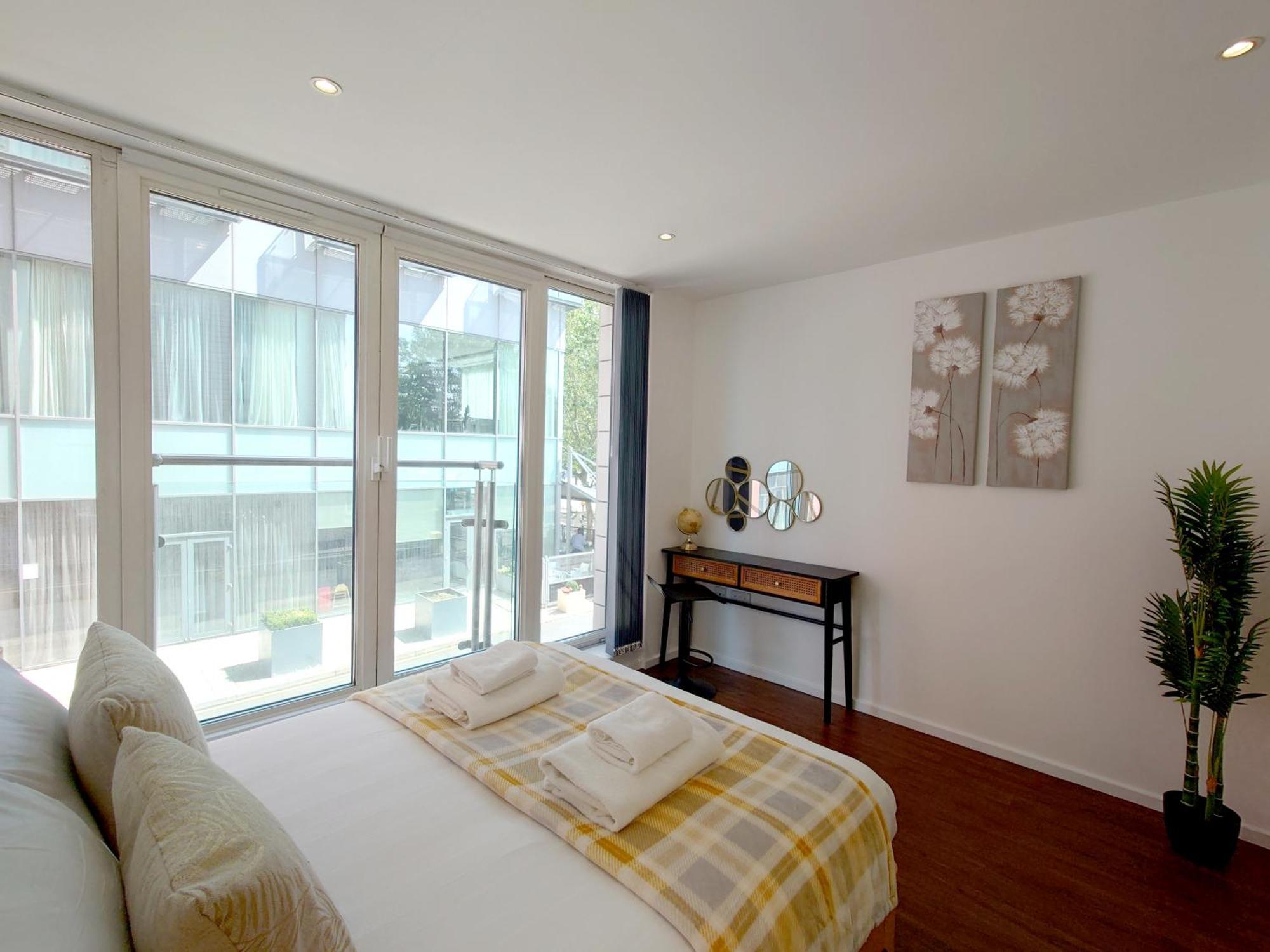 Fully Serviced Two Bed By Excel & O2 Apartamento Londres