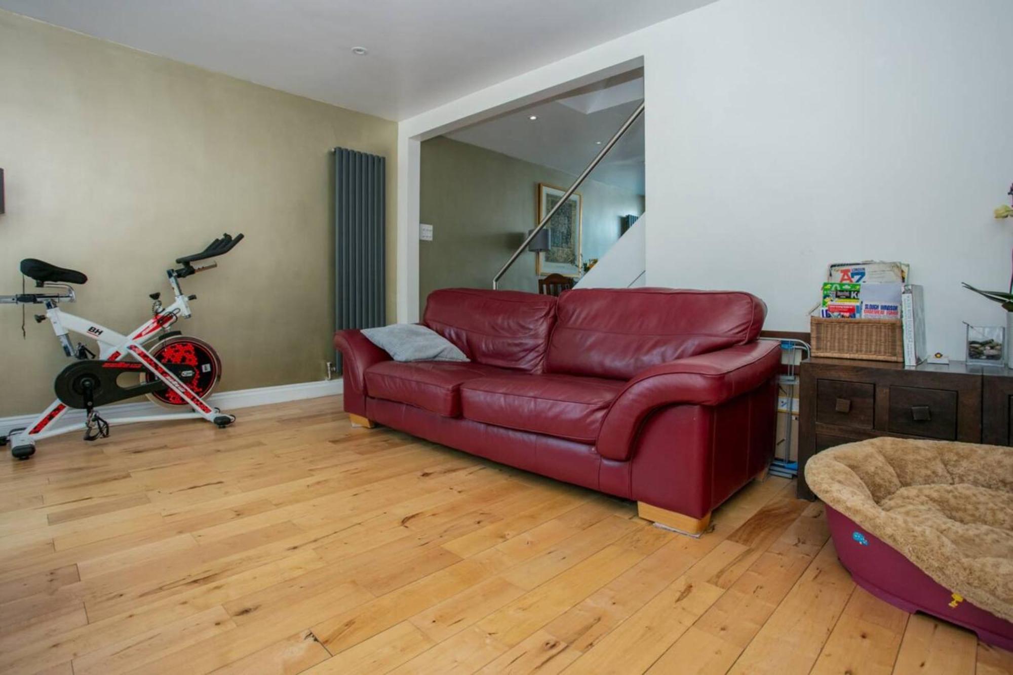 Stunning 3 Bedroom House With Garden In Battersea * Londres