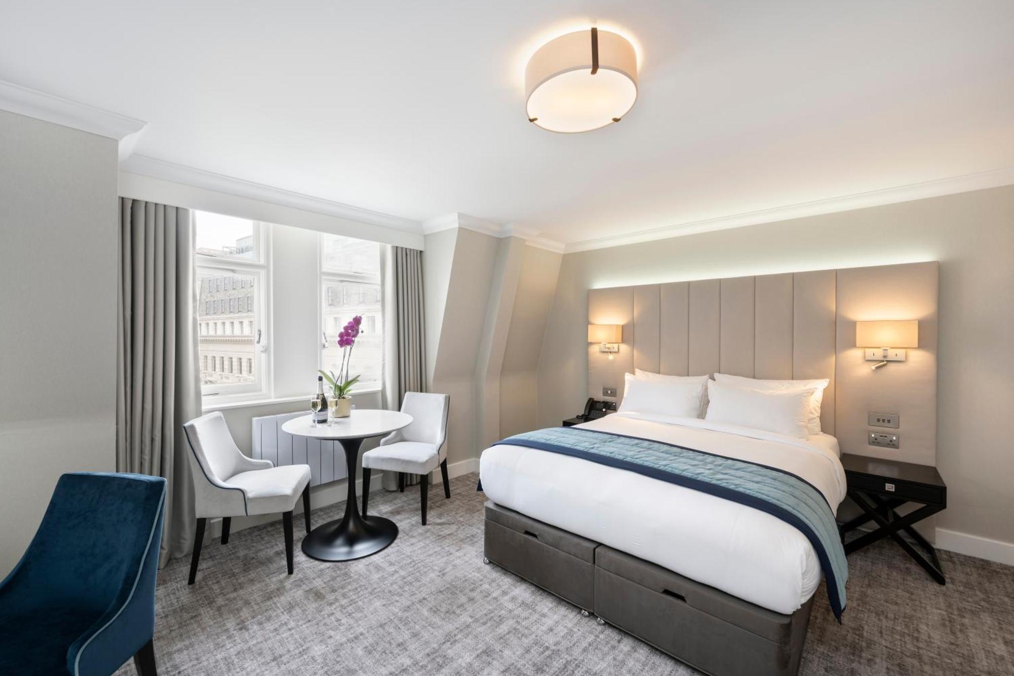 Apartahotel Tower Residences By Blue Orchid