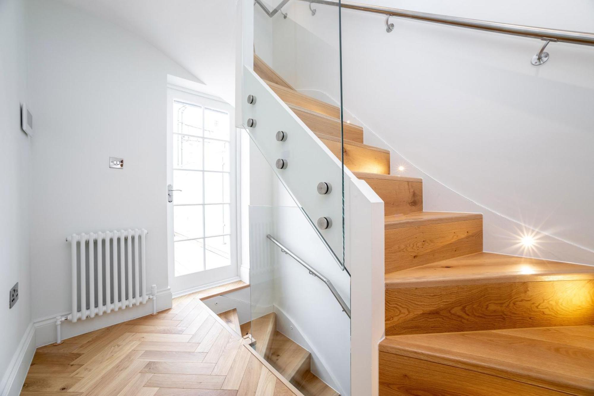 Appartement 3 Bedroom Flat With Terrace In Londres