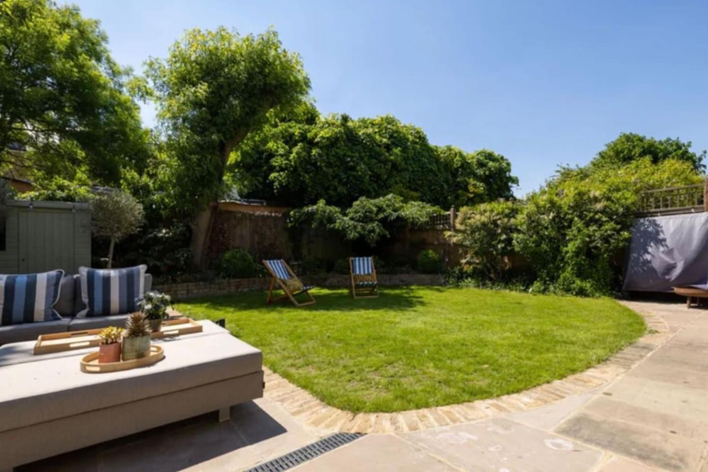 Heaver House - Stunning, Large, 5br House Nr Tube And Tooting Common *