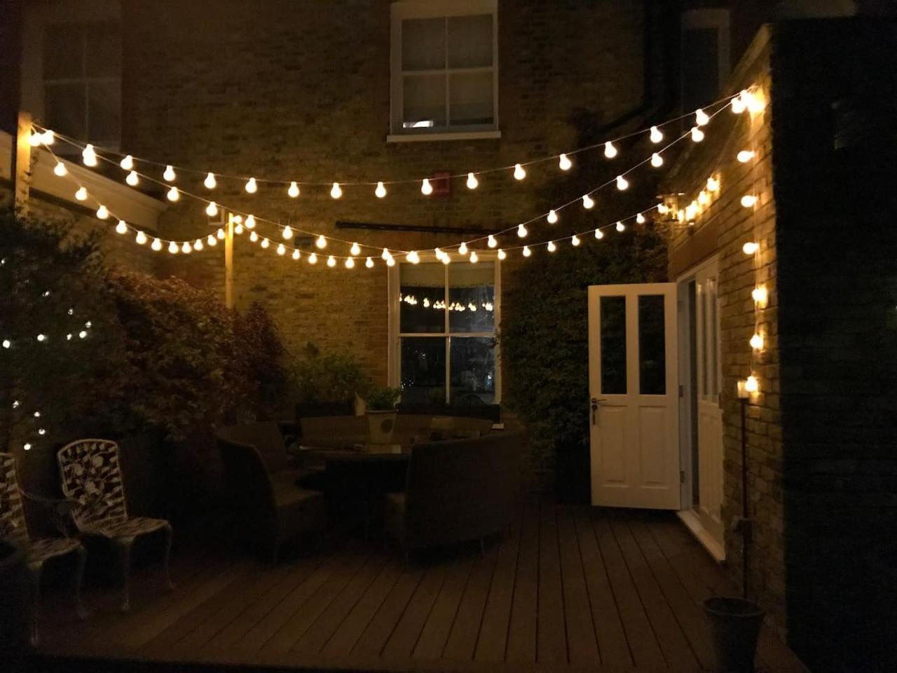 Heaver House - Stunning, Large, 5br House Nr Tube And Tooting Common Villa *