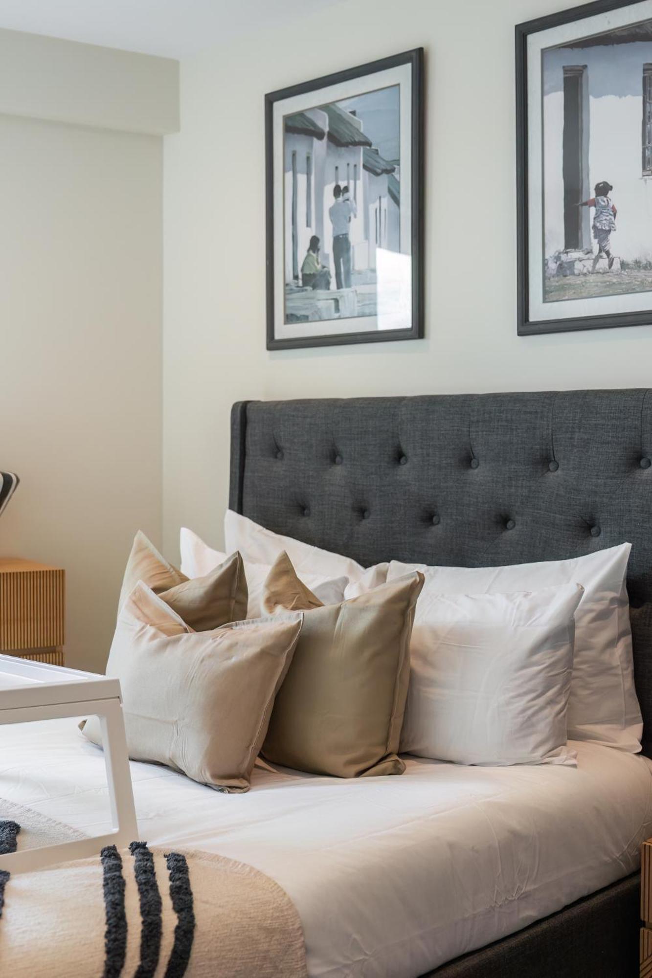 Apartamento Livestay-stunning With Private Balcony & River Views Londres