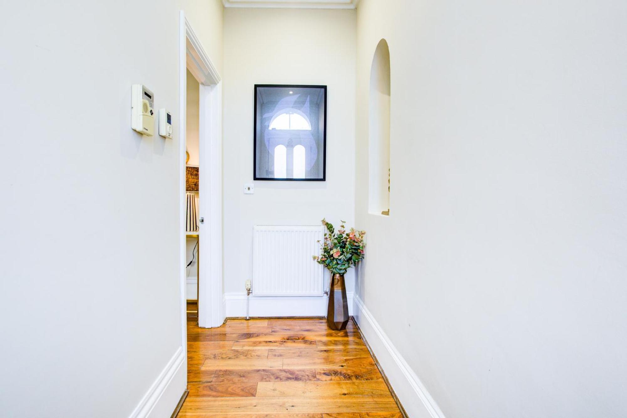 Hybrid Resi - London, Battersea Near Power Station London