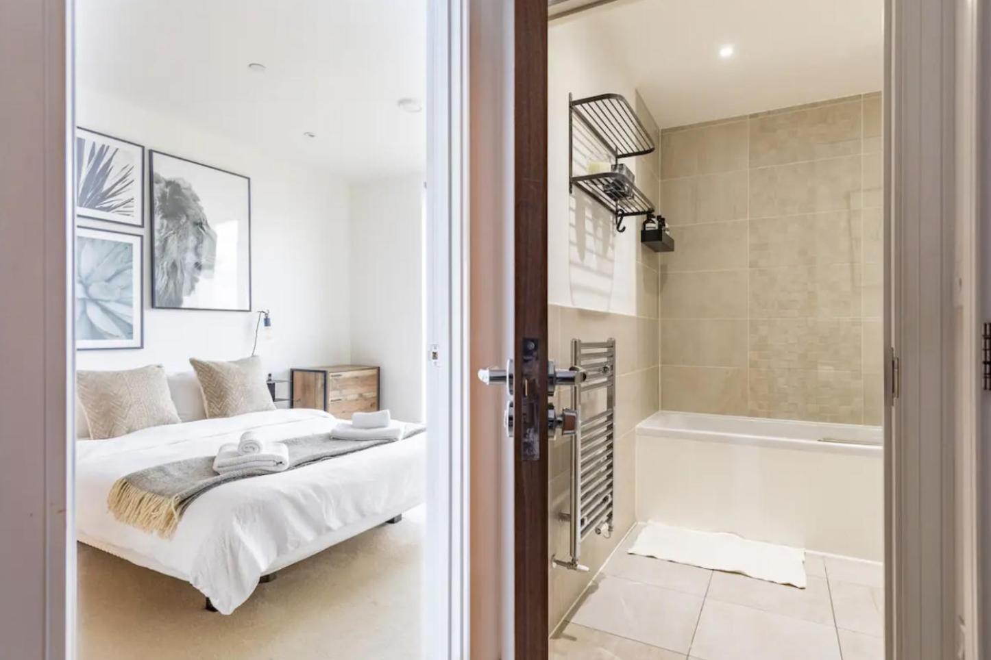 Modern 1 Bed L Views L Work Space * Londres