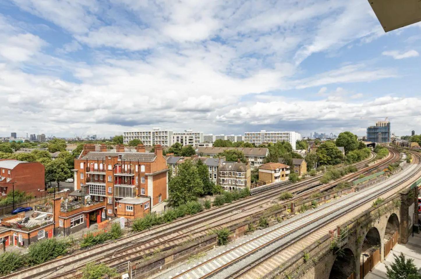 Modern 1 Bed L Views L Work Space Appartement