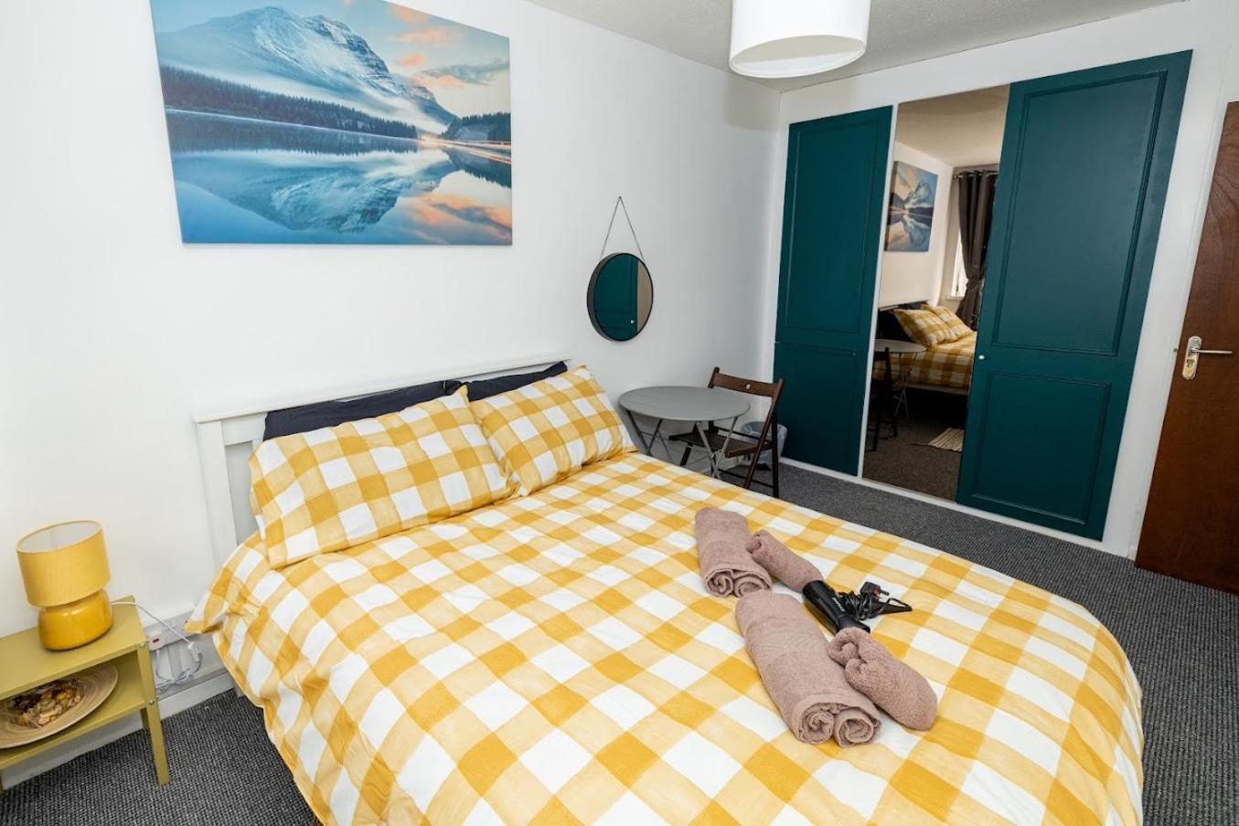Quarto em Acomodações Particulares In Mile End