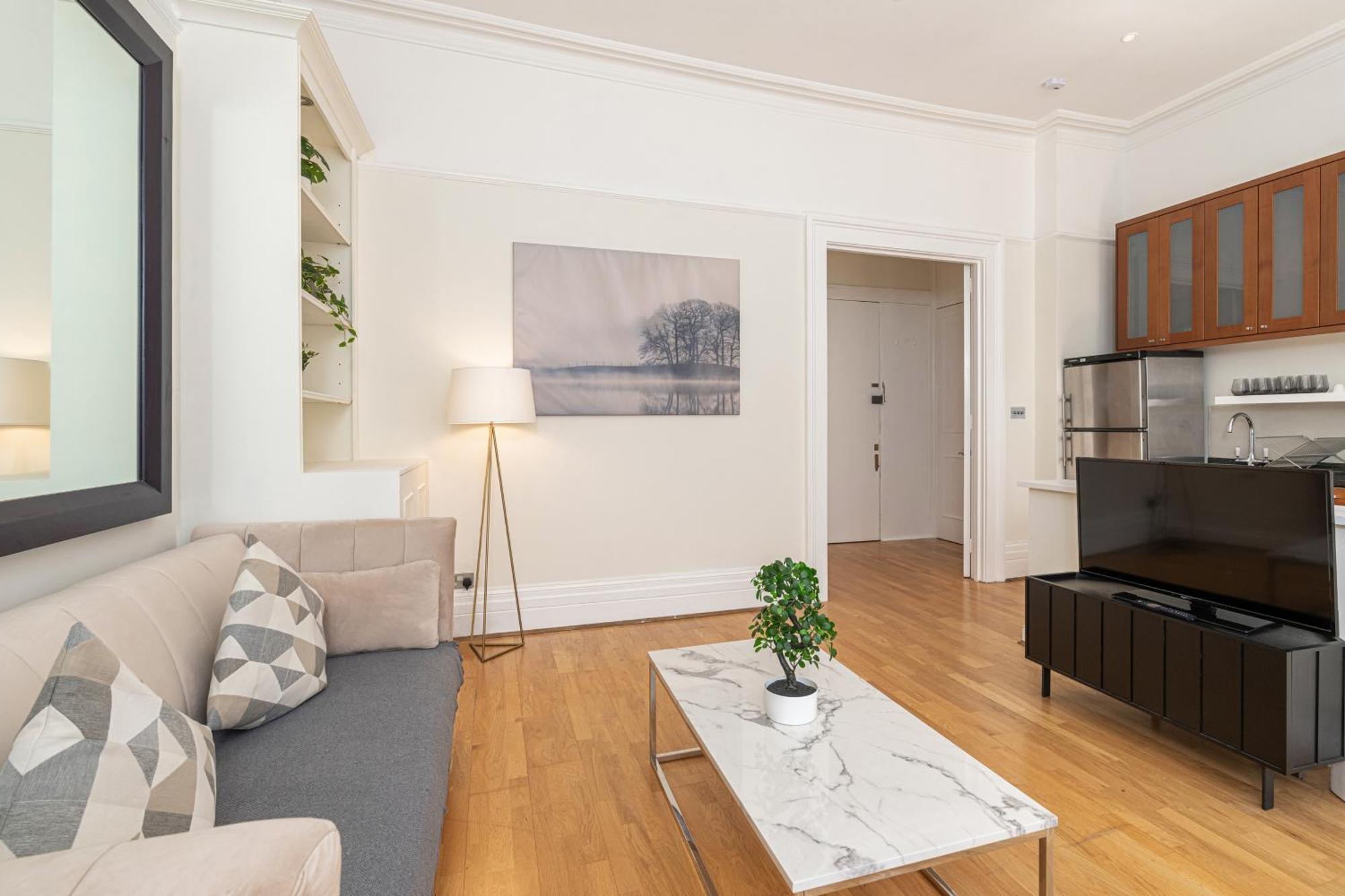 Apartment At Kensington And Knightsbridge