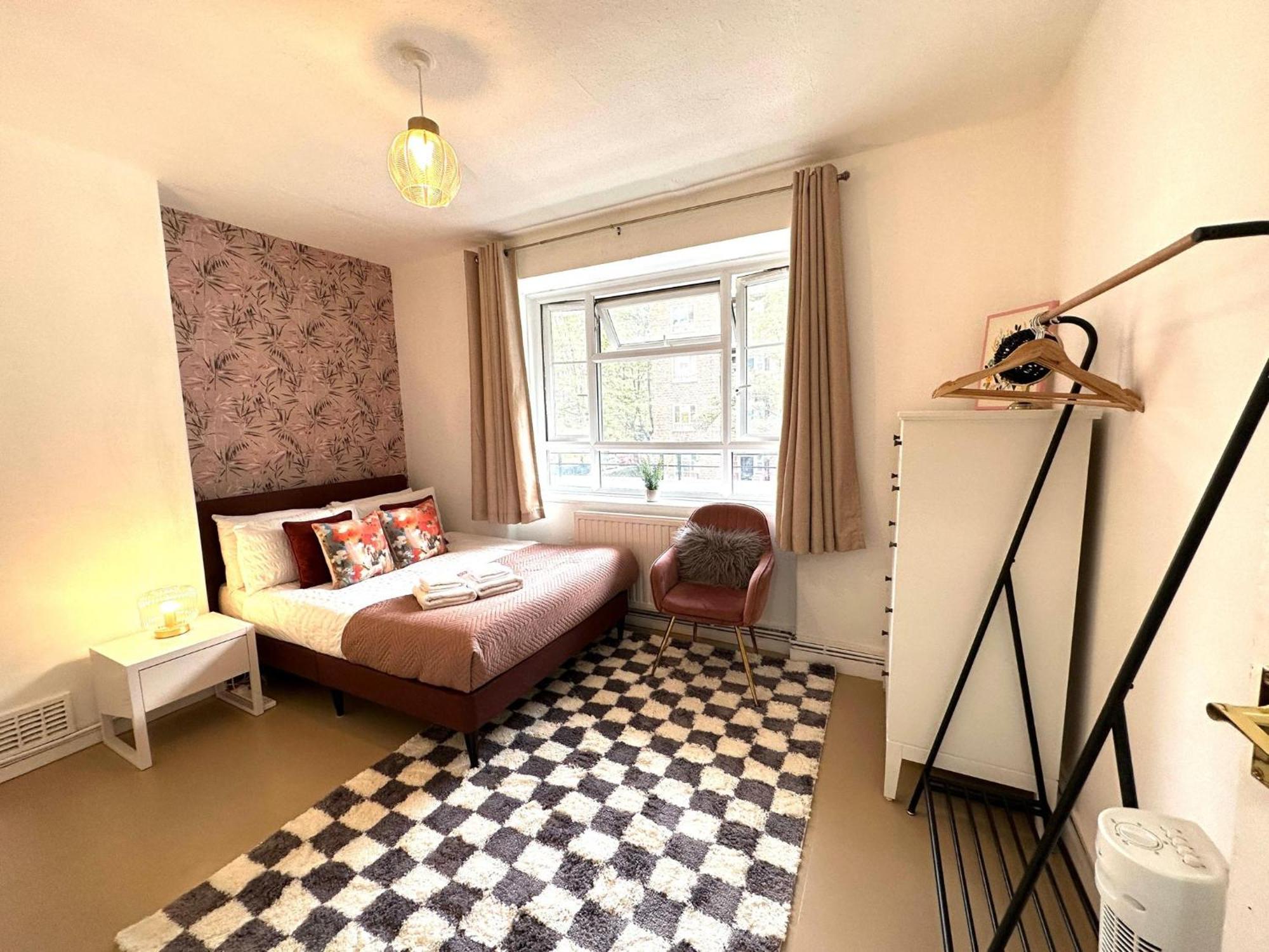Charming 2-bed Flat With Balcony Close To White Westfield *