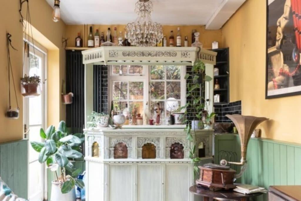 Hébergement de vacances Gorgeous Grade Ii Listed Georgian House - Leafy Square Views -