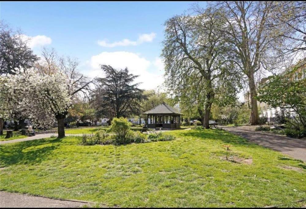 Gorgeous Grade Ii Listed Georgian House - Leafy Square Views - * Londres