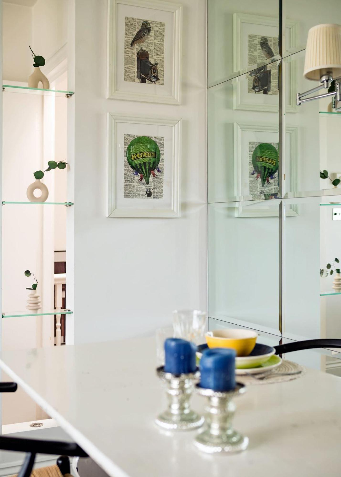 The Luxury 'treehouse' - One Bed Little Venice Apartment London