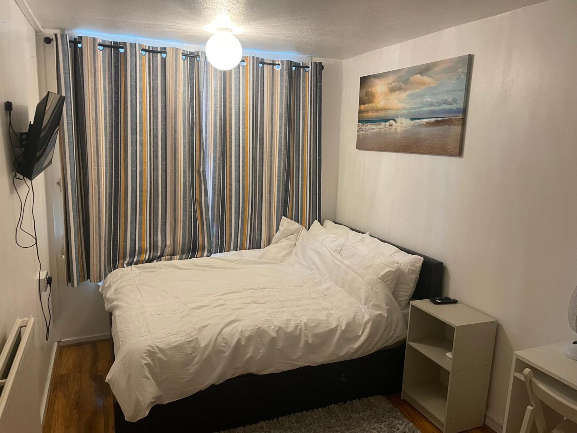 Two Bedroom Flat In Greenwich Near The 02 London