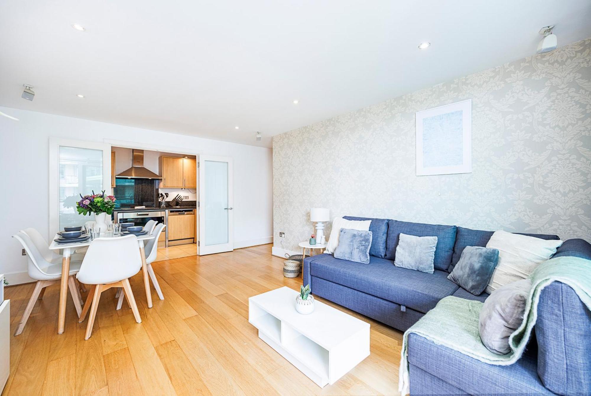 Welcomestay Vauxhall St Georges Wharf 2 Bedroom * Londres