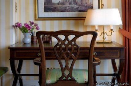 Cheval Thorney Court At Hyde Park 5* Londres