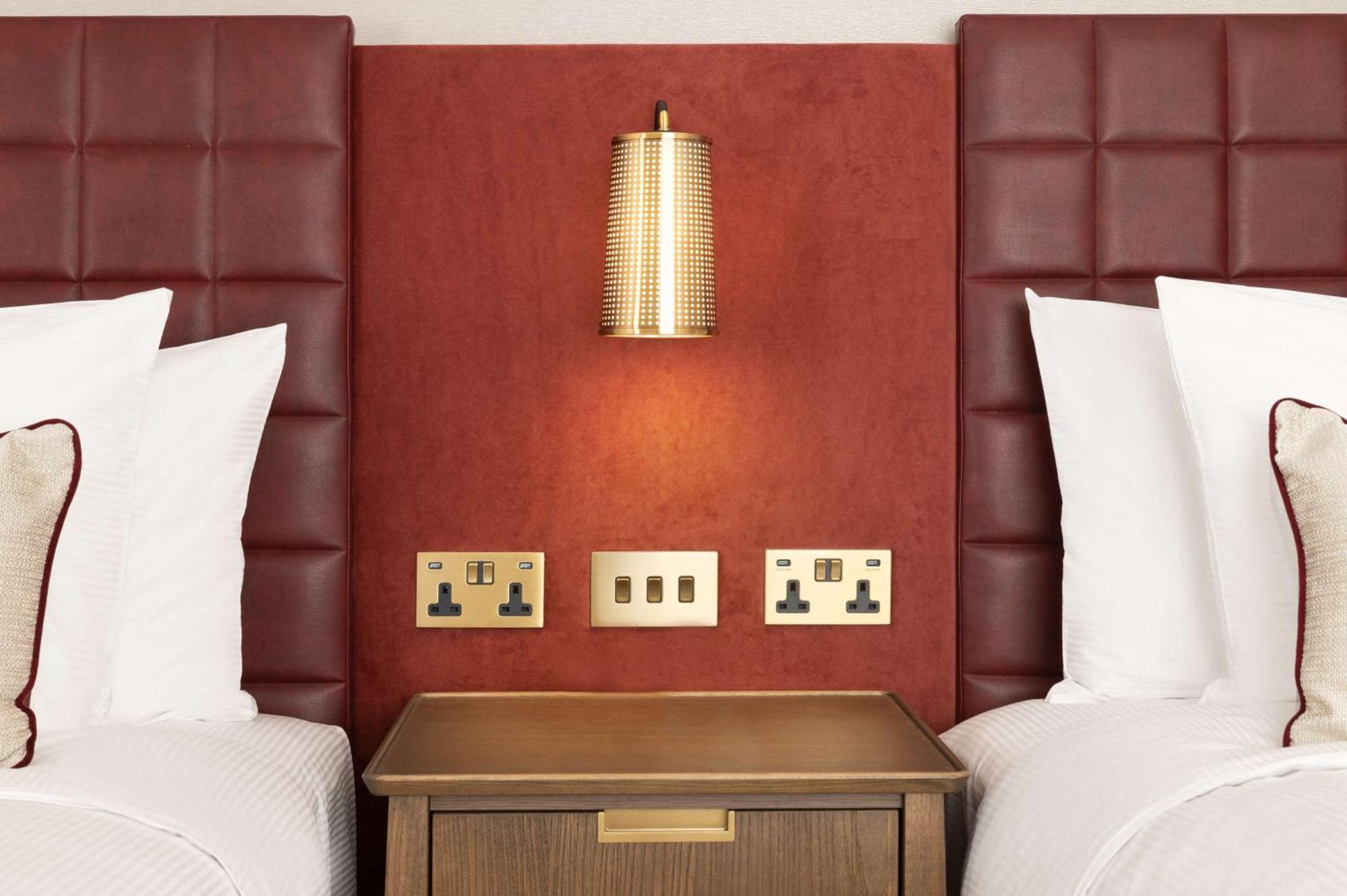 Lost St Pauls London, Curio Collection By Hilton 4* Londres
